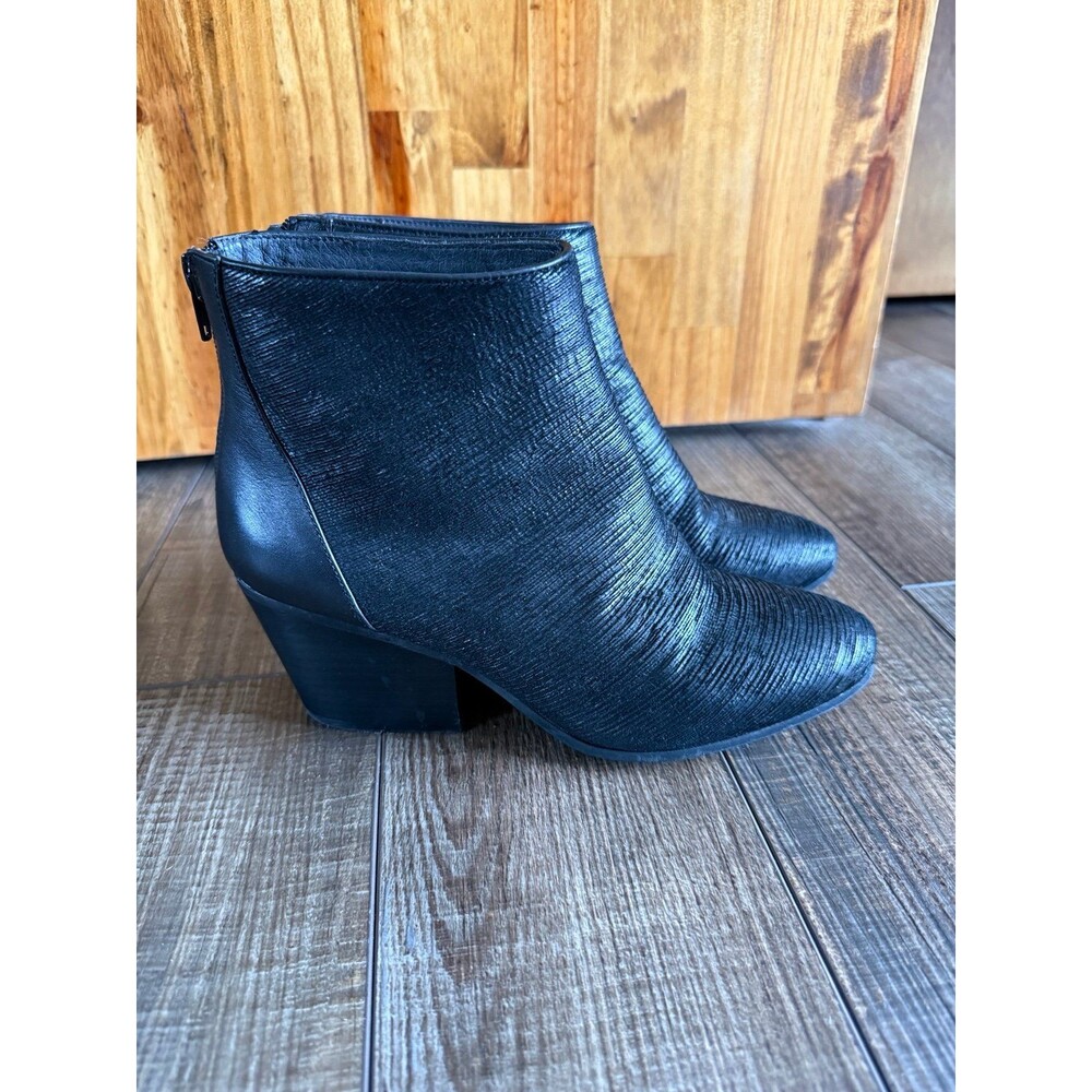 Vaneli Block Heel Textured Leather Booties Sz. 7.5 M Black